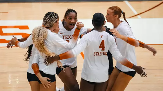 Longhorns top Auburn at home