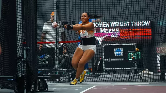 Giavonna Meeks 24.49m Weight Throw Program Record