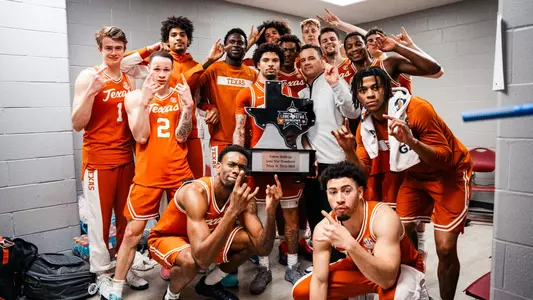 Men's Basketball celebrates following win at Texas A&M in Cotton Holdings Lone Star Showdown