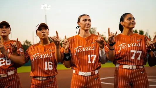 Teagan Kavan, Citlaly Gutierrez vs. Texas A&M