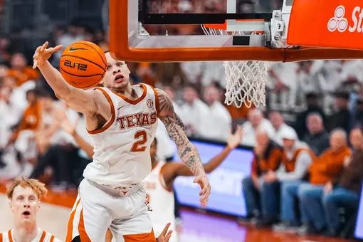 Chendall Weaver hustle play