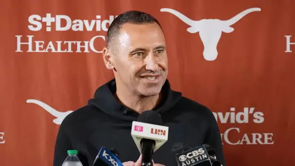 Steve Sarkisian media 030926