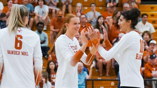 Texas Volleyball Anderson, Harris, Vander Wal