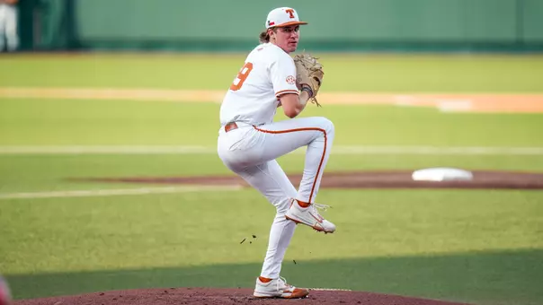 Dylan Volantis Pitching