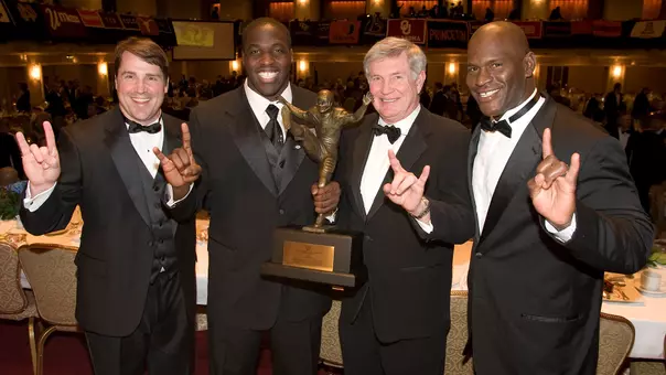 Sam Acho Campbell Trophy 2010