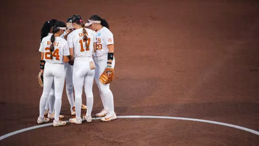 Team huddle vs. Arizona State 2026