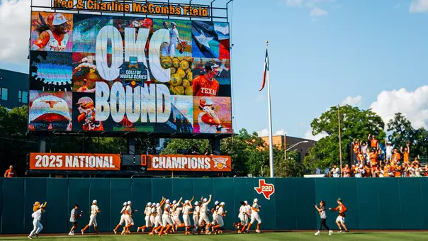Team celebration photo vs. Arizona State 2026
