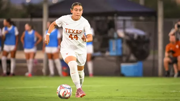 Amalia Villarreal Dribbling at Arizona State