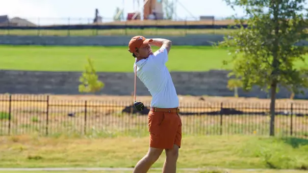 Daniel Bennett tee shot