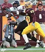 Texas Tech fullback Sammy<br>Morris makes a reception<br>during the first quarter<br>Monday.