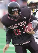 Tim Baker leads the team with 34 catches, while averaging 71.8 yards per game.