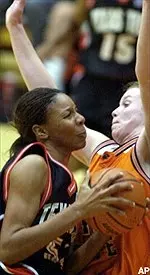 Plenette Pierson drives to the basket against Oregon State's Hollye Chapman.