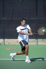 Dimitrio Martinez advanced to the consolation final at the Racquet Club Collegiate Tournament.