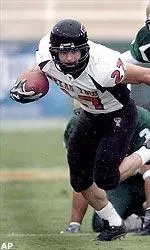 Wes Welker sets the NCAA career record for punt return yardage on this 22-yard punt return.