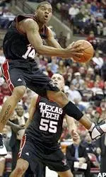 Emmett converts on 10-of-19 shots for 29 points.