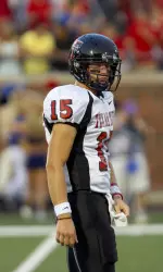 Sonny Cumbie will lead the Red Raiders against Cal tonight in the Holiday Bowl.