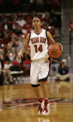 Junior Erin Grant received her second-straight first team Academic All-Big 12 honor.