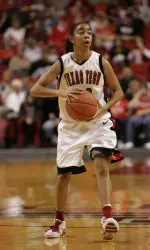 Erin Grant was named a third team 2005 Arthur Ashe Sports Scholar.