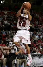 Jarrius Jackson went 5-of-7 from 3-point range.