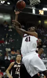 LaToya Davis led the Lady Raiders with 15 points and 10 rebounds.