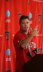 Dan Spencer was named the 2007 Collegiate Baseball Magazine National Pitching Coach of the Year.