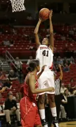 Dominic Seals was named the Big 12 Rookie of the Week for her performance Dec. 17-22.