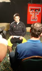 Wide receiver Danny Amendola sits down with CBS Sunday afternoon.