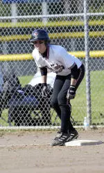 Ashley Parker's 3-run blast is wasted