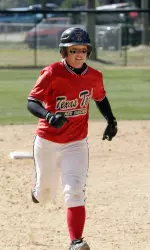 Jennifer Bowers 3-run blast in the first powers Red Raiders
