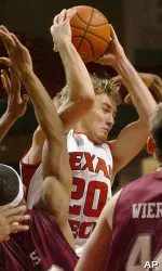 Alan Voskuil grabs a rebound against Eastern Kentucky during the second half. (AP Photo/Lubbock Avalanche-Journal, Merissa Ferguson)