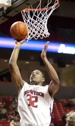 Mike Singletary scored 28 points.