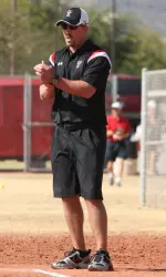 Assistant coach Dustin Suiter