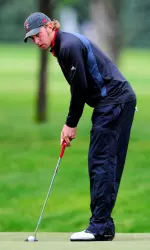 Nils Floren was named player of the week by Golfweek magazine after winning his first collegiate event at the Carpet Capital Collegiate on Sunday.