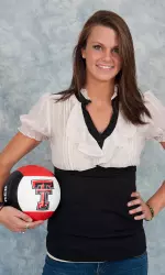 Junior middle blocker Alexxa Roberts had 6 kills on the night