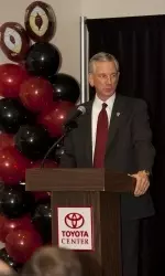 Coach Tuberville addresses the Tech faitful in Houston