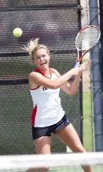 In Sunday's doubles matches, Elizabeth Ullathorne and Nikki Sanders will play their doubles B semifinals match again UNT's Nadia Lee and Amy Joubert.