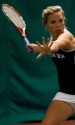 Elizabeth Ullathorne won three singles matches and shared in three doubles wins at the OU Invitational.