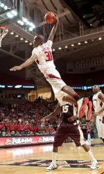 Jaye Crockett hit 10 points and 10 rebounds for a double-double.
