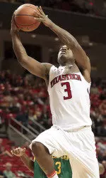 DeShon Minnis goes up for a layup.
