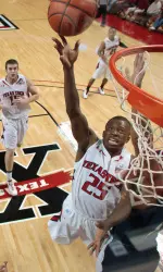 A 3-pointer by David Tairu helped Texas Tech to pull within 48-46 in the second half.