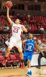 Senior Guard Monique Smalls