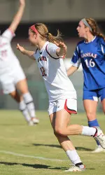 Janine Beckie earns First Team Freshmen Team of the Year honors by Top Drawer Soccer