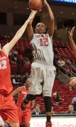 Amber Battle had 17 points and 14 rebounds on Wednesday night.