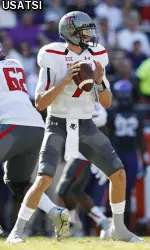 Davis Webb throws during the first half against the TCU Horned Frogs.
