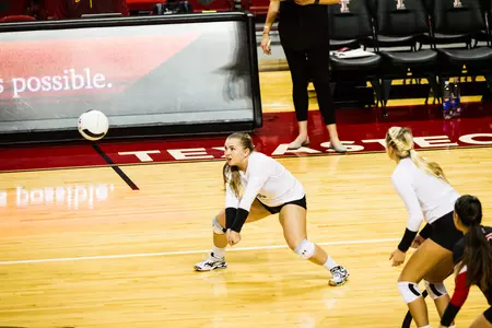 Bryant dig vs. Iowa State