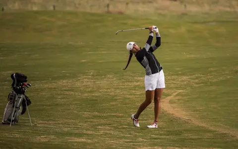 women's golf