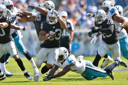 NFL: Oakland Raiders at Tennessee Titans