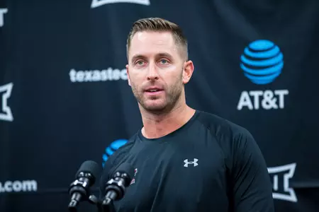 kliff kingsbury press conference
