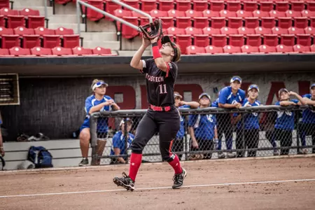 Taylor Satchell fielding catching
