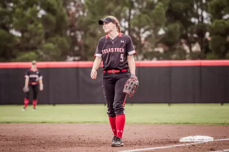 Jessica Hartwell fielding